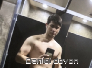 Daniel_devon